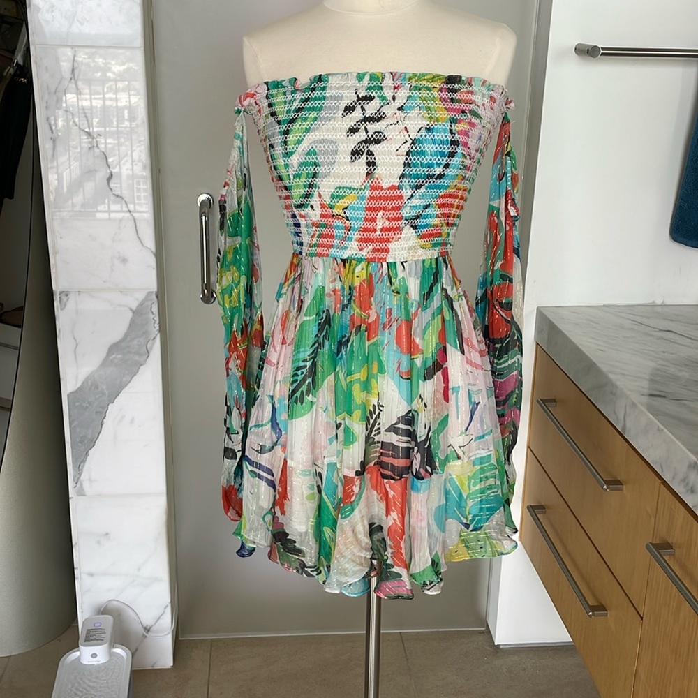 Rococo Sand sexy playful dress. Strapless but with long sleeves. Size medium